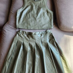 Olive & Oak Olive Green Two-Piece Set